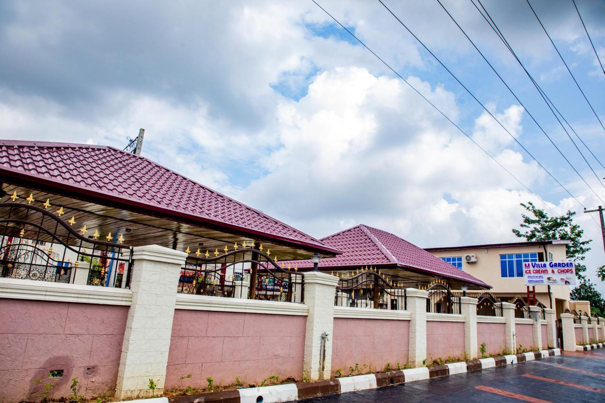 Villa Hilton Hotels Uyo 外观 照片