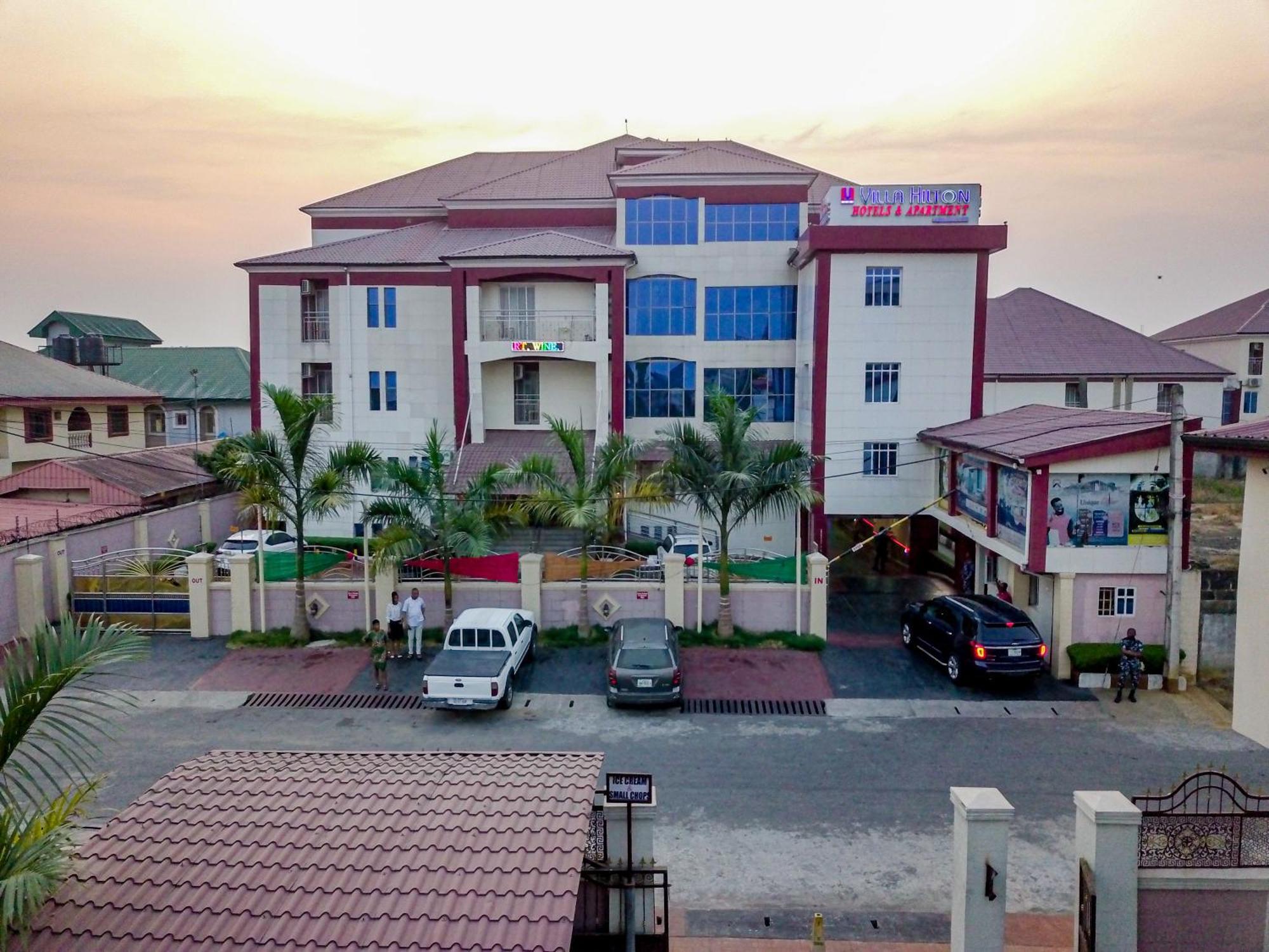 Villa Hilton Hotels Uyo 外观 照片