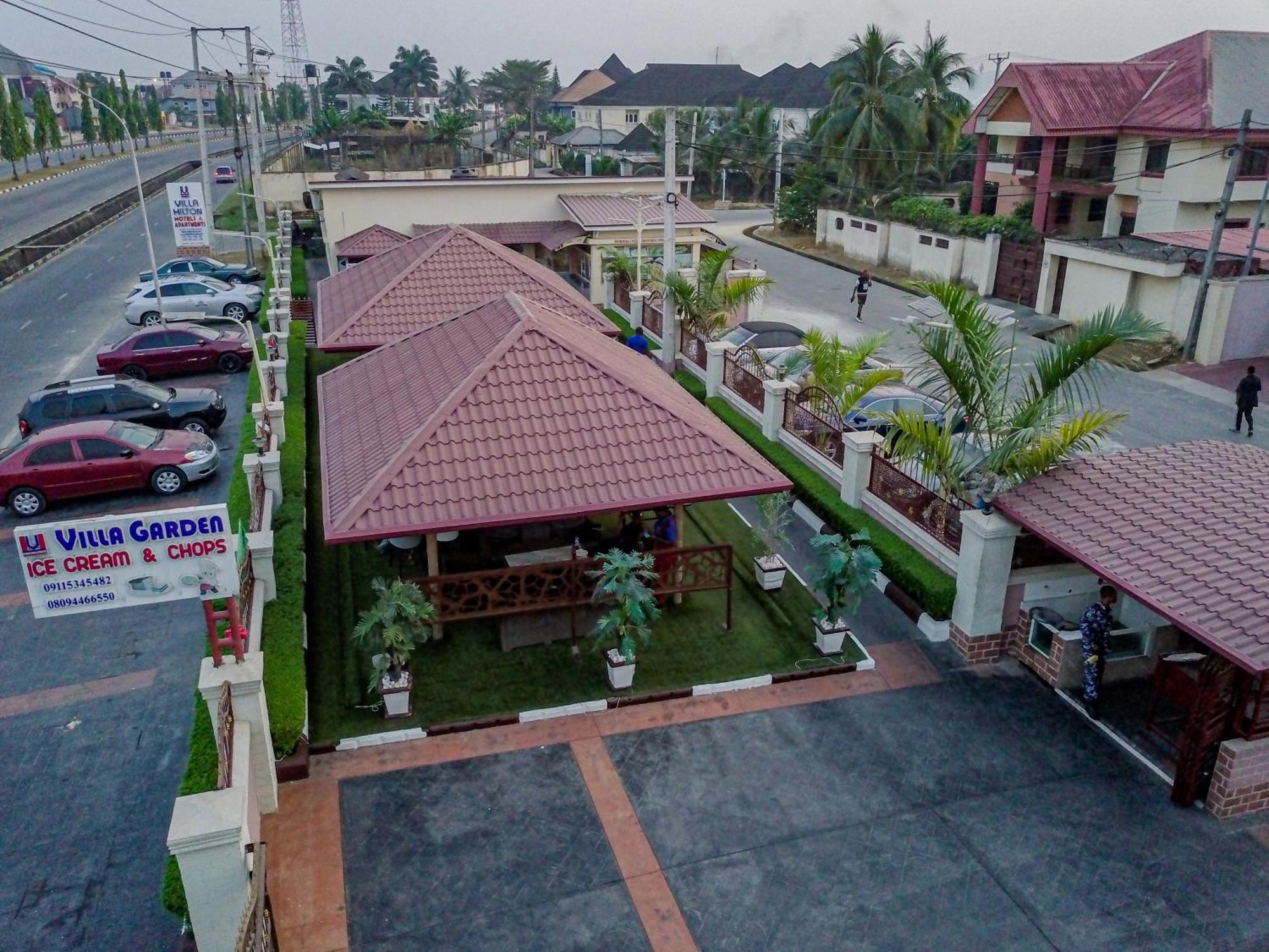 Villa Hilton Hotels Uyo 外观 照片