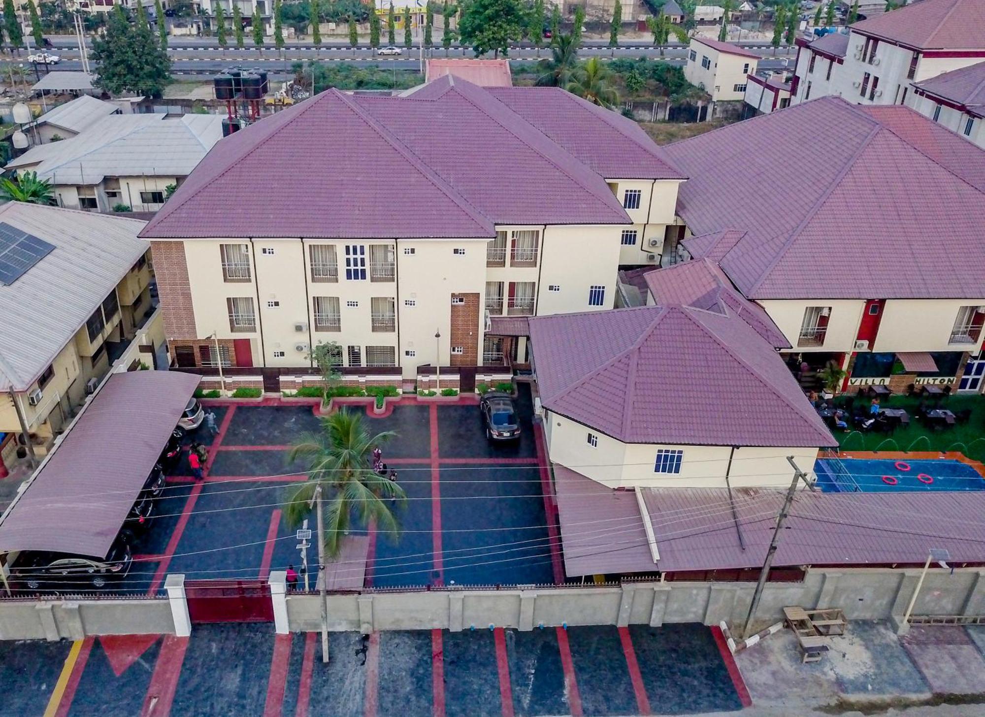 Villa Hilton Hotels Uyo 外观 照片